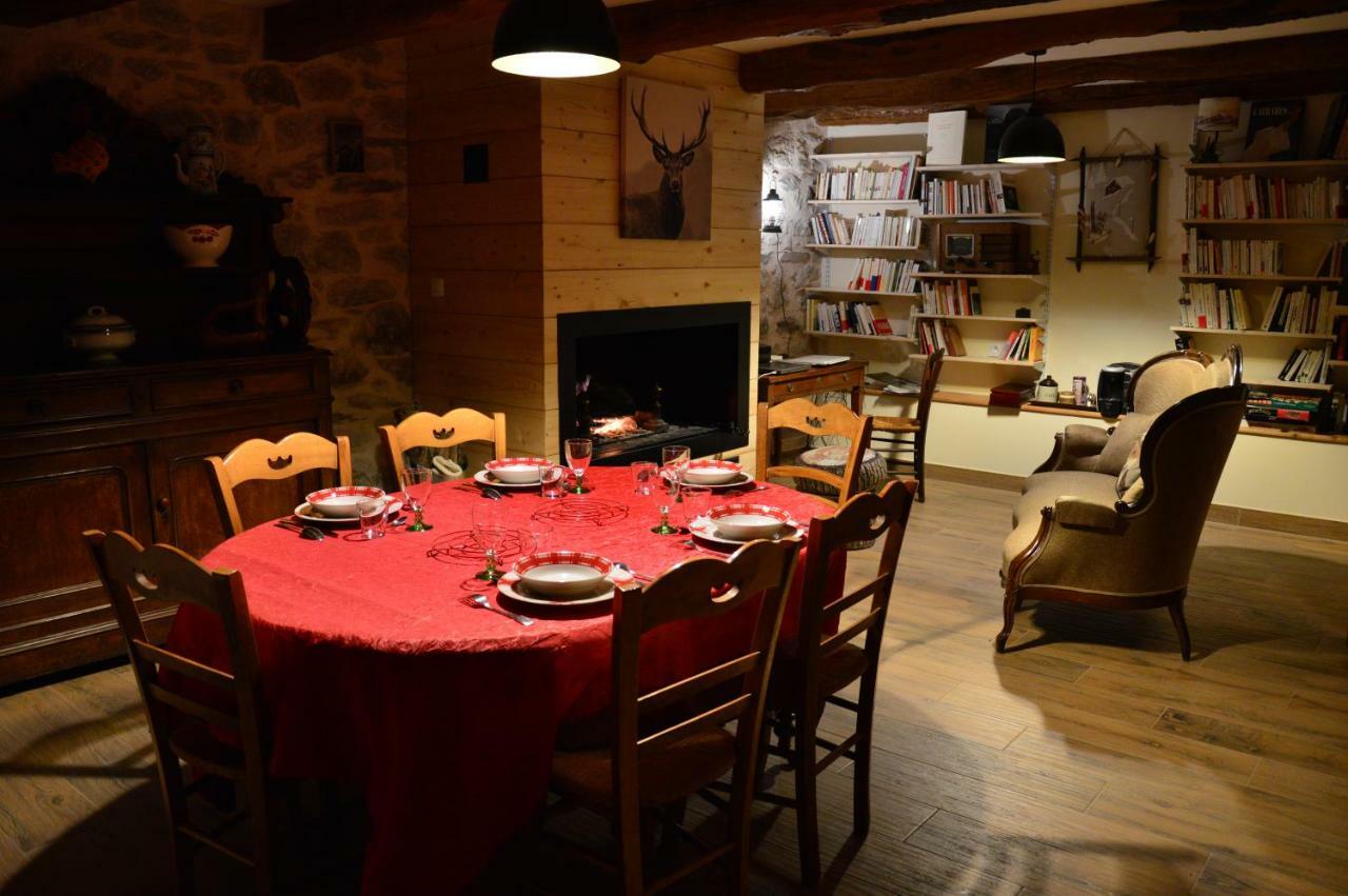 Chambres Et Table D'Hotes Du Pere Boussenac Екстер'єр фото