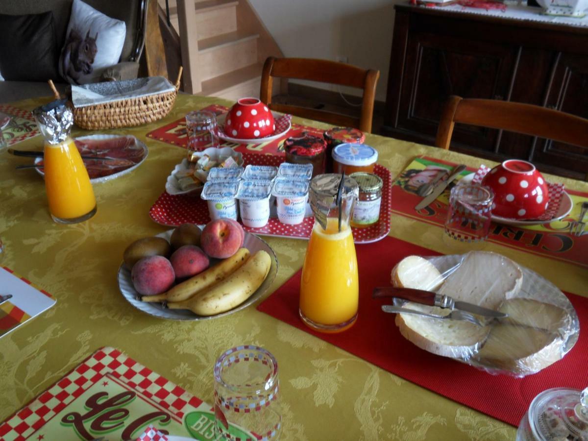 Chambres Et Table D'Hotes Du Pere Boussenac Екстер'єр фото